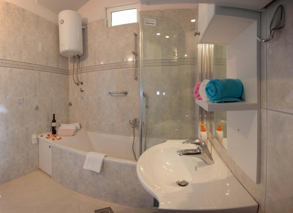 Villa Стобреч Номер фото